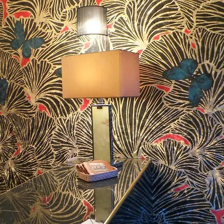 Relais Du Postillon Hotel 3*