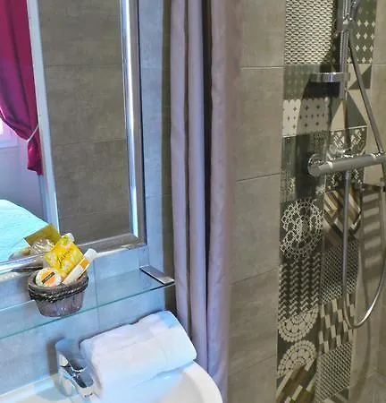 Hotel Relais Du Postillon 3* Antibes