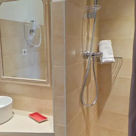 Hotel Relais Du Postillon Antibes