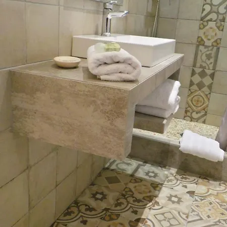 Hotel Relais Du Postillon Antibes