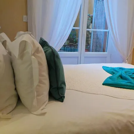 Hotel Relais Du Postillon Antibes
