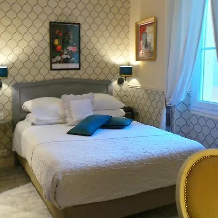 Hotel Relais Du Postillon Antibes