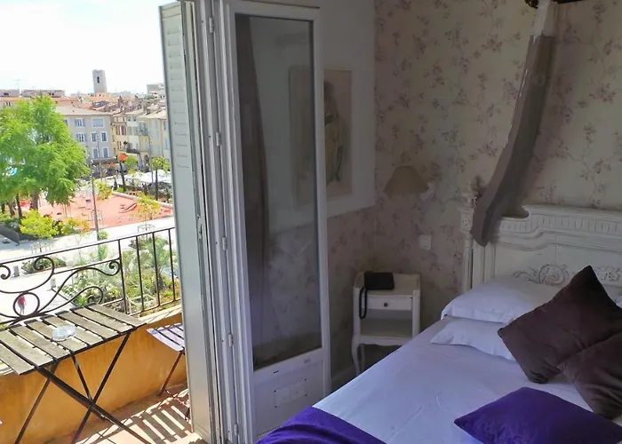 Hotel Relais Du Postillon Antibes