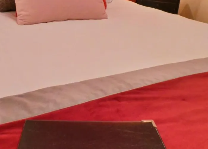 Hotel Relais Du Postillon Antibes